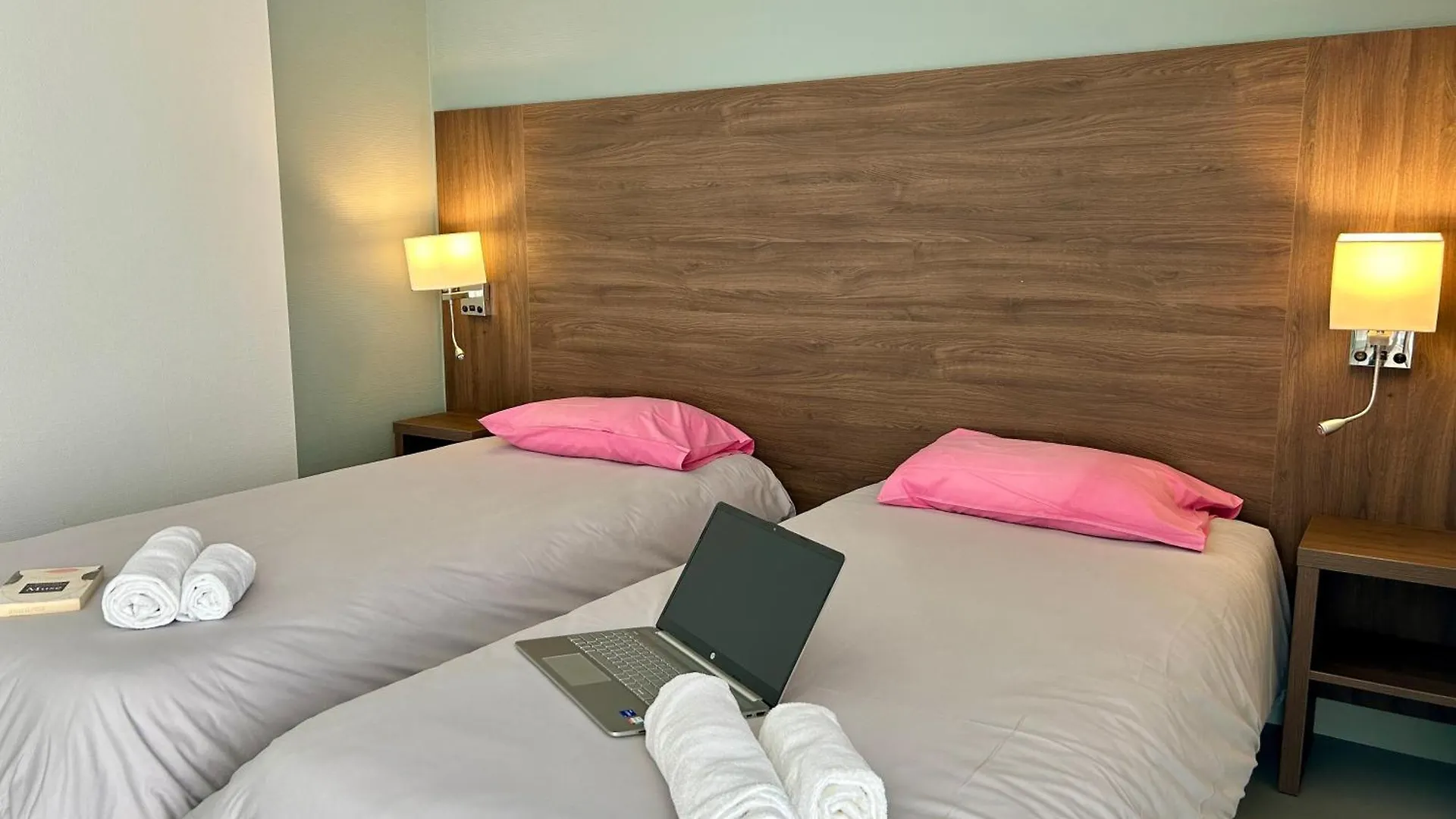 Hotel La Pierre Bleue Saint-Gildas-de-Rhuys 3*,