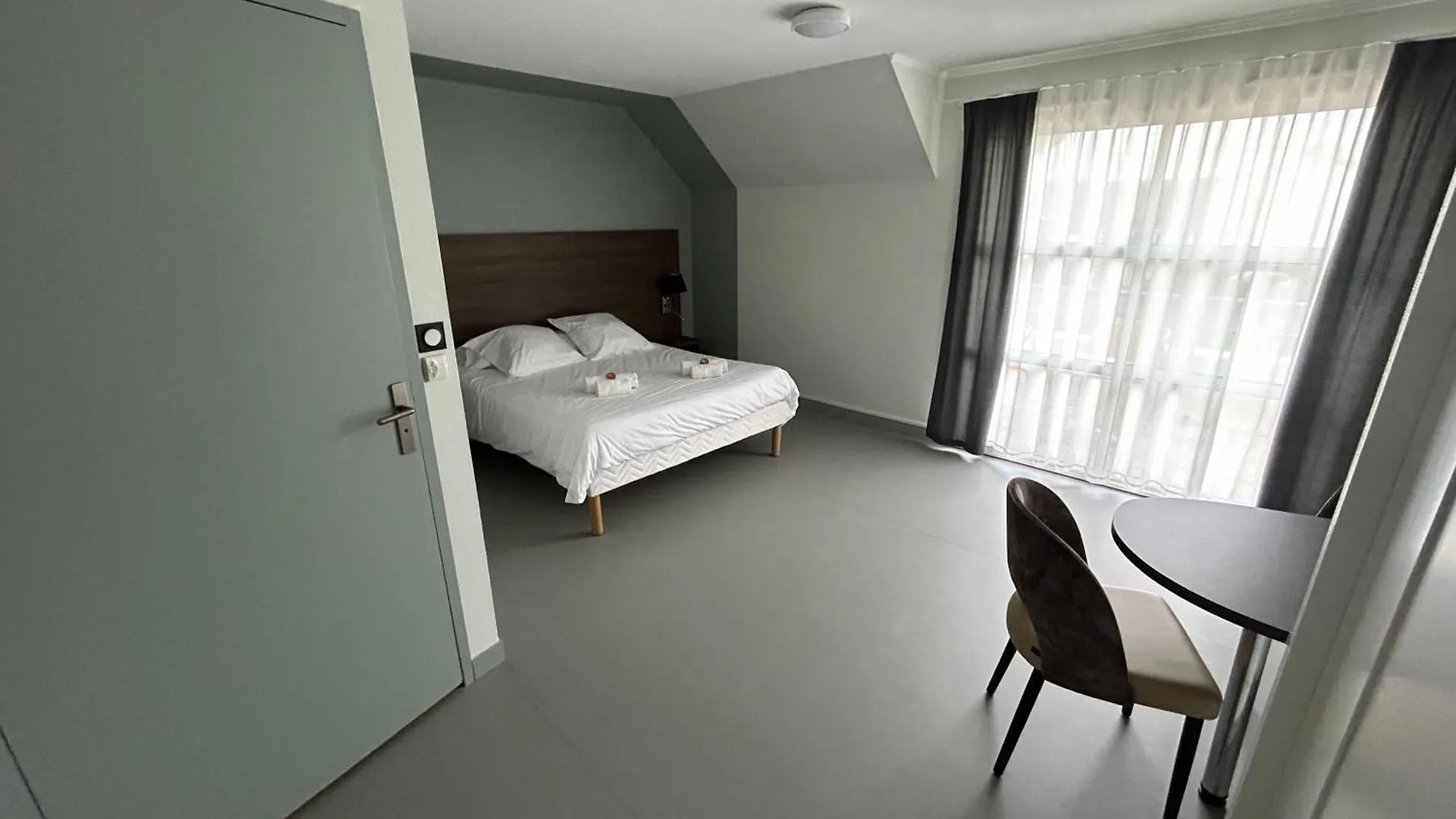 Hotel La Pierre Bleue Saint-Gildas-de-Rhuys 3*,  France